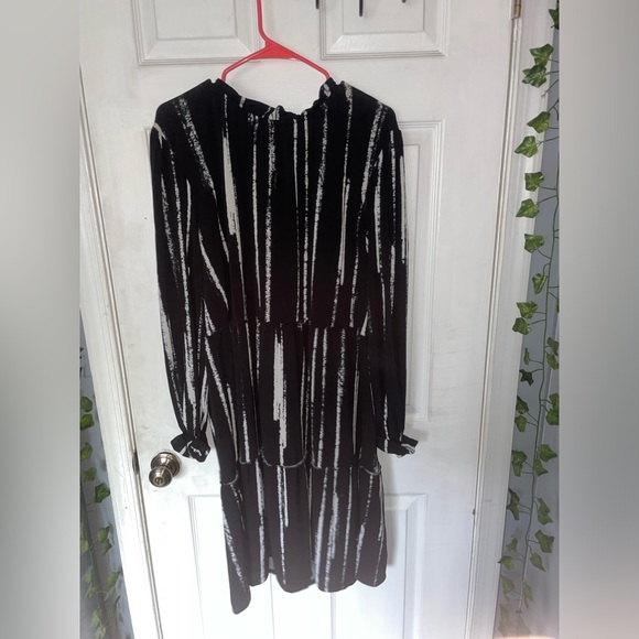 LulaRoe Annabelle, Vertical Striped Dress - Picture 8 of 8